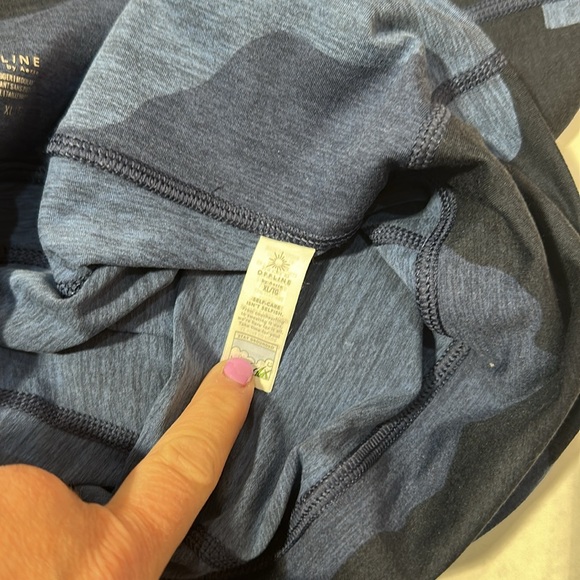 Offline by Aerie Blue Camouflage Leggings - Picture 4 of 9